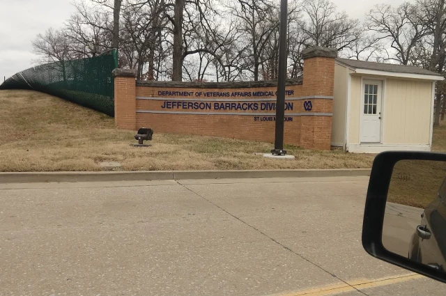 Saint Louis Veterans Affairs Medical Center 1 Jefferson Barracks Drive