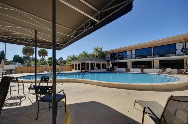 Sunspire Health Florida - White Sands of Hyde Park