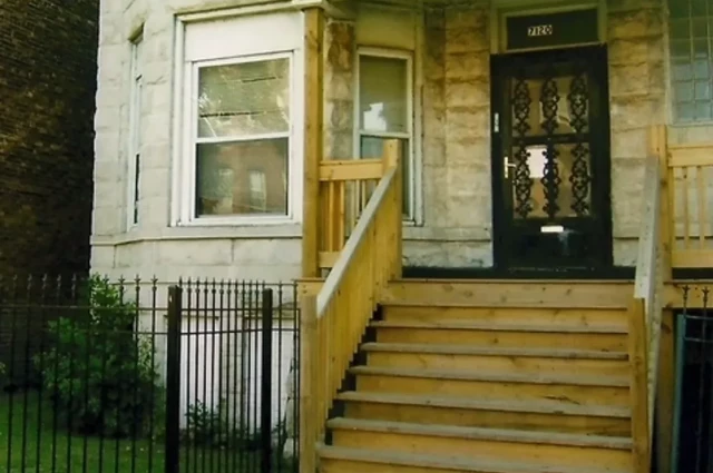 Yana House