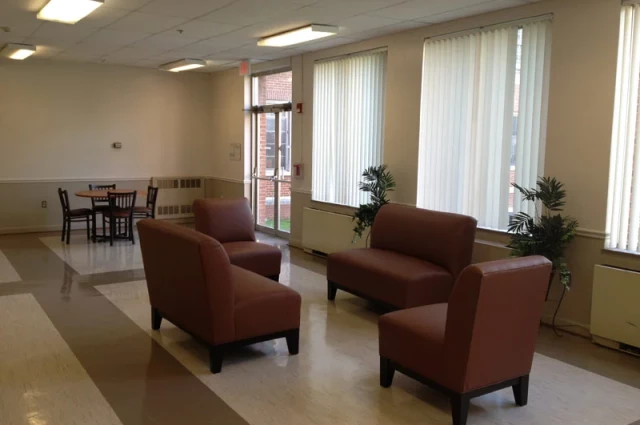 Pyramid Healthcare - Detox and Inpatient Treatment Center
