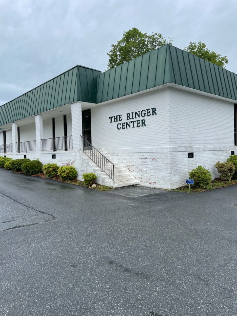 The Ringer Center