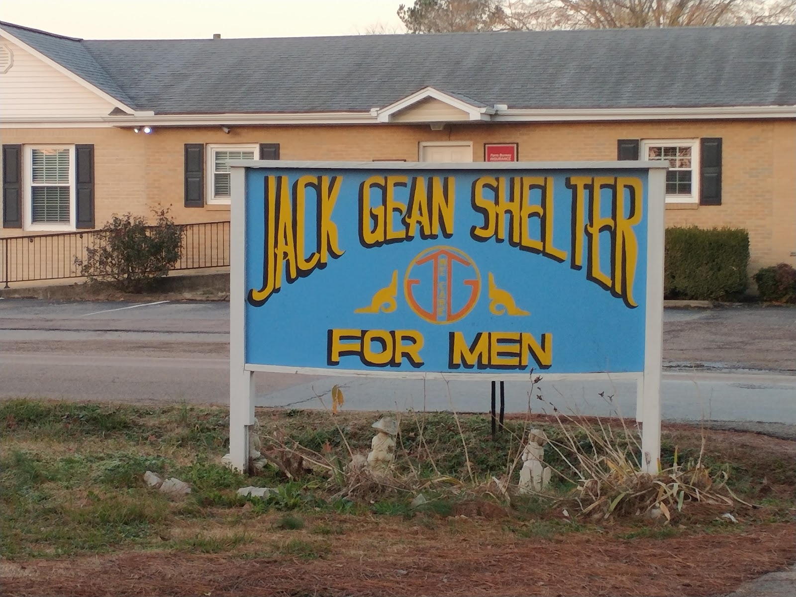 Care of Savannah - Jack Gean Shelter for Men
