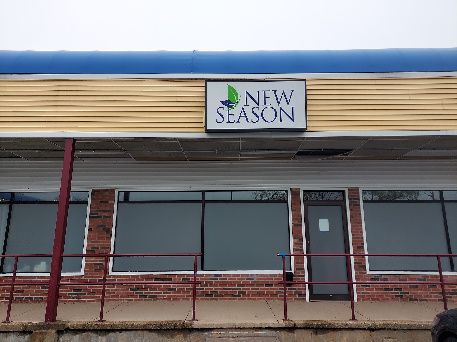 New Season Treatment Center – Manchester West